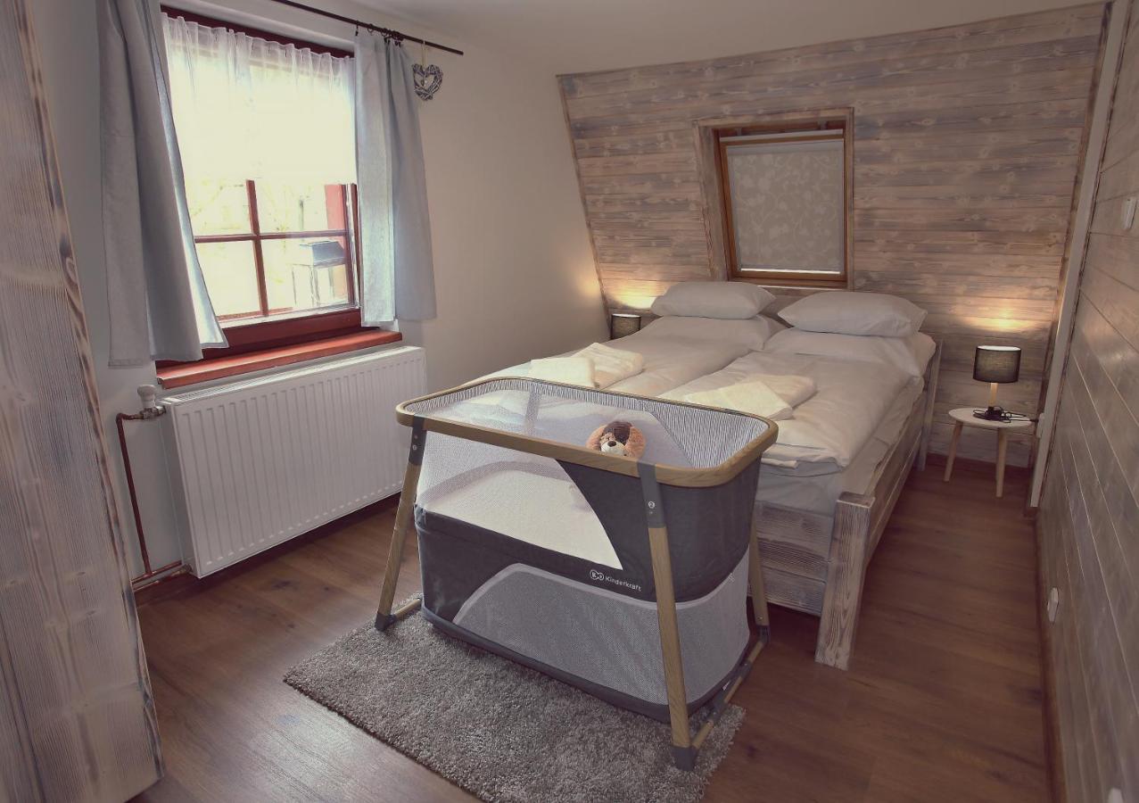 Ubytování pod Rozhlednou Velké Karlovice Exterior foto